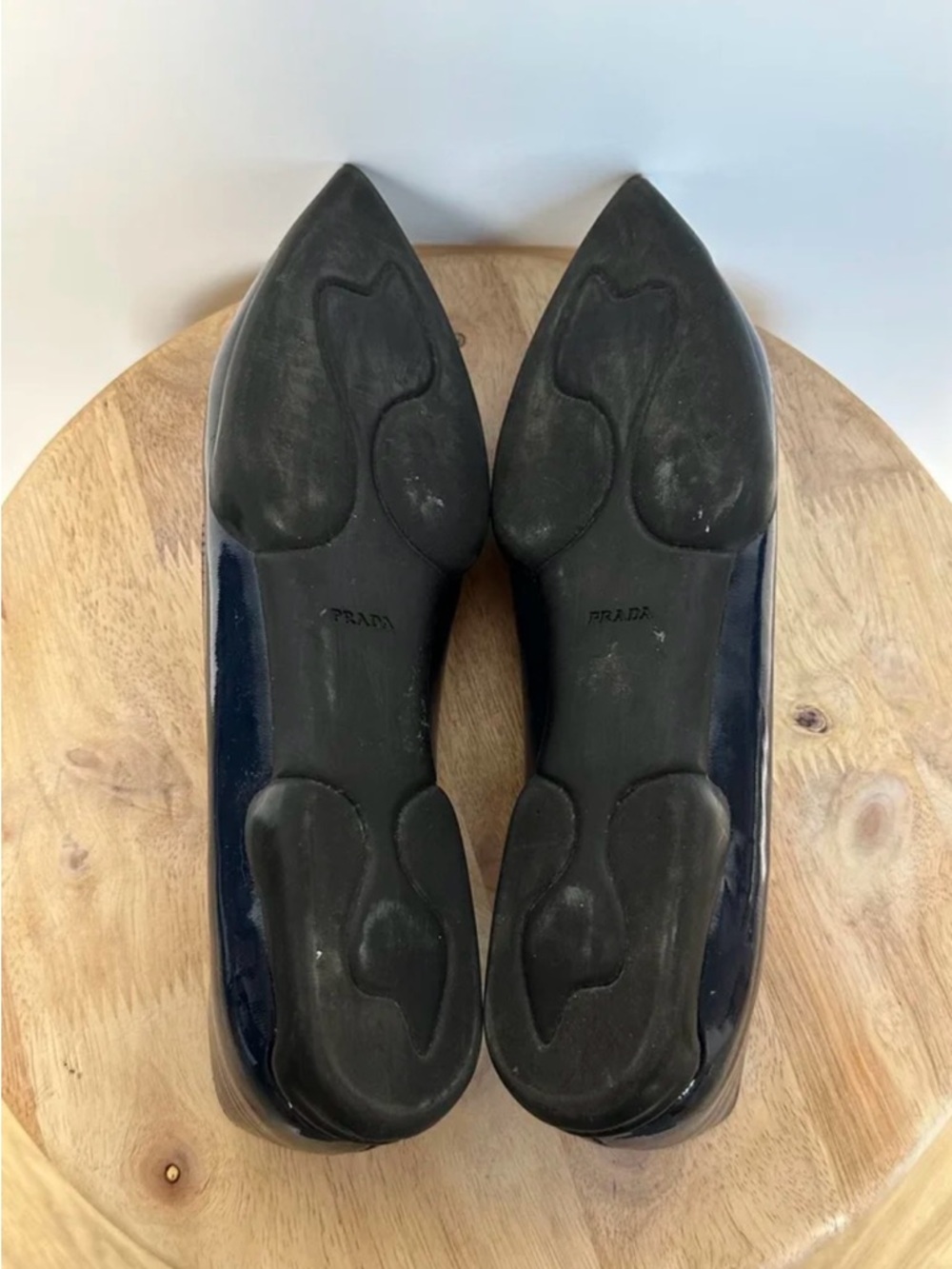 Prada Patent Leather Pointed Toe Flats Navy Triangle Logo Size 39 - Picture 7 of 7